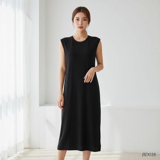 Minimalist Oversized Midi Dress – Black